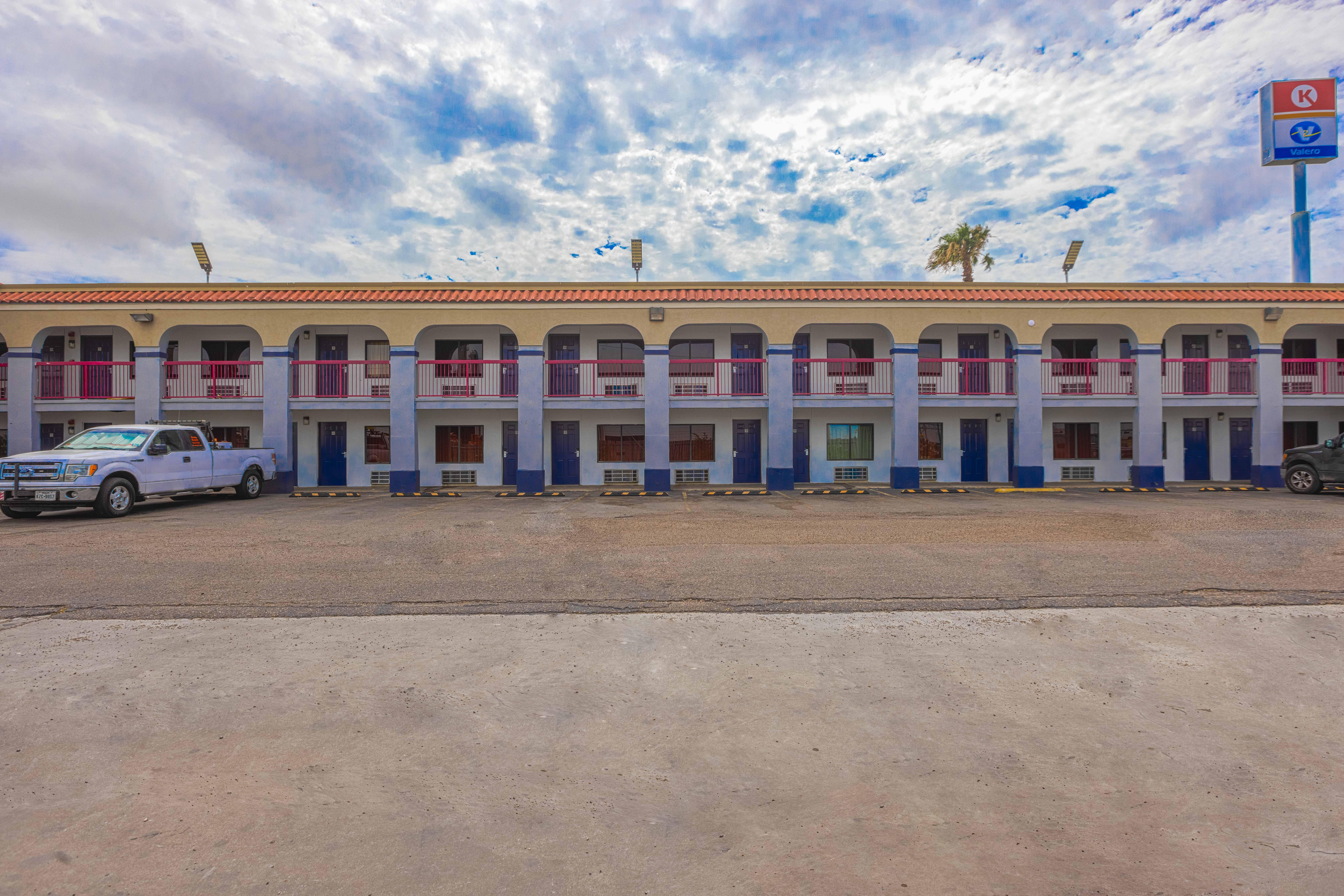 Hotel Coastal